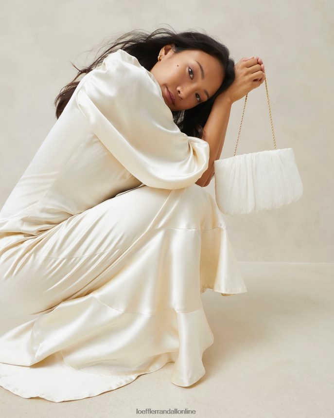 Loeffler Randall brit plochá skladaná spojka perla ženy tašky PT864D362